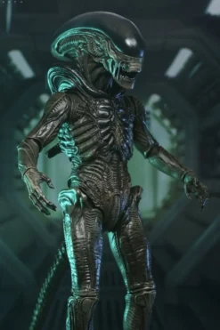 Alien: Earth Ultimate Actionfigur Xenomorph 18 cm