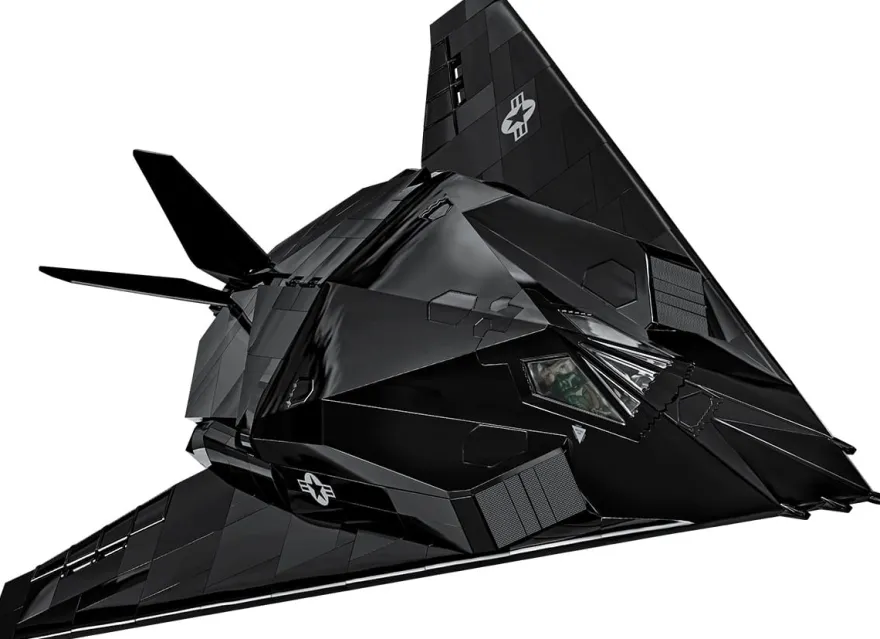 Armed Forces - Lockheed F-117 Nighthawk
