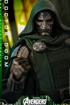 Avengers: Doomsday Movie Masterpiece Actionfigur 1/6 Doctor Doom 31 cm