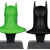 Batman DC Direct Mini-Replik 1/3 2er-Pack Batman Masken Hush & Knightfall (Jokerized) (Gold Label) 1