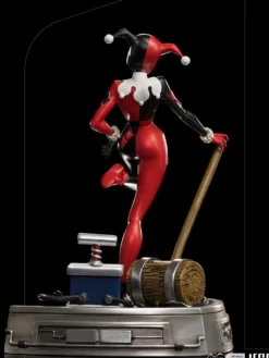 Batman The Animated Series Art Scale Statue 1/10 Harley Quinn