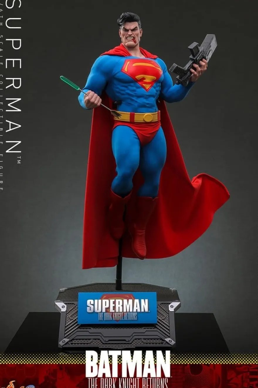 Batman: The Dark Knight Returns Comic Masterpiece Actionfigur 1/6 Superman 34 cm