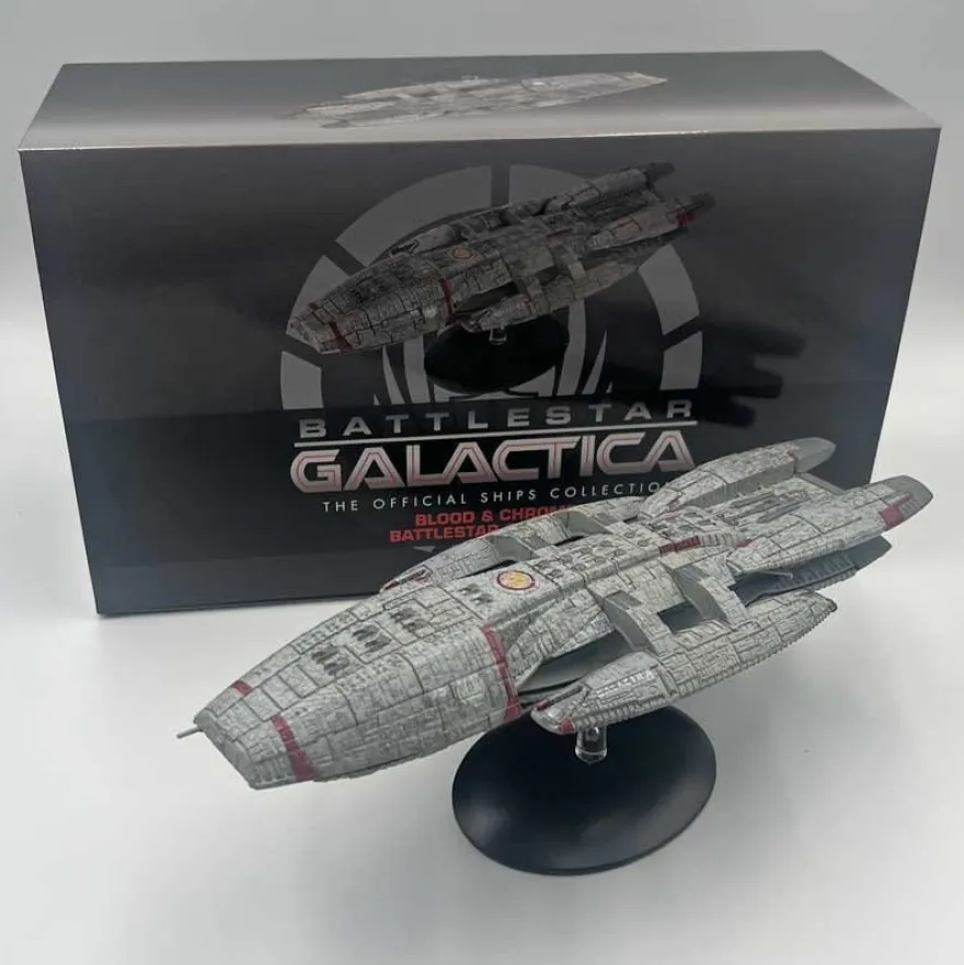 Battlestar Galactica Blood and Chrome Modell Battlestar Galactica 27 cm