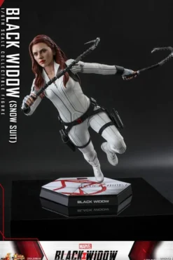 Black Widow Movie Masterpiece Actionfigur 1/6 Black Widow (Snow Suit)