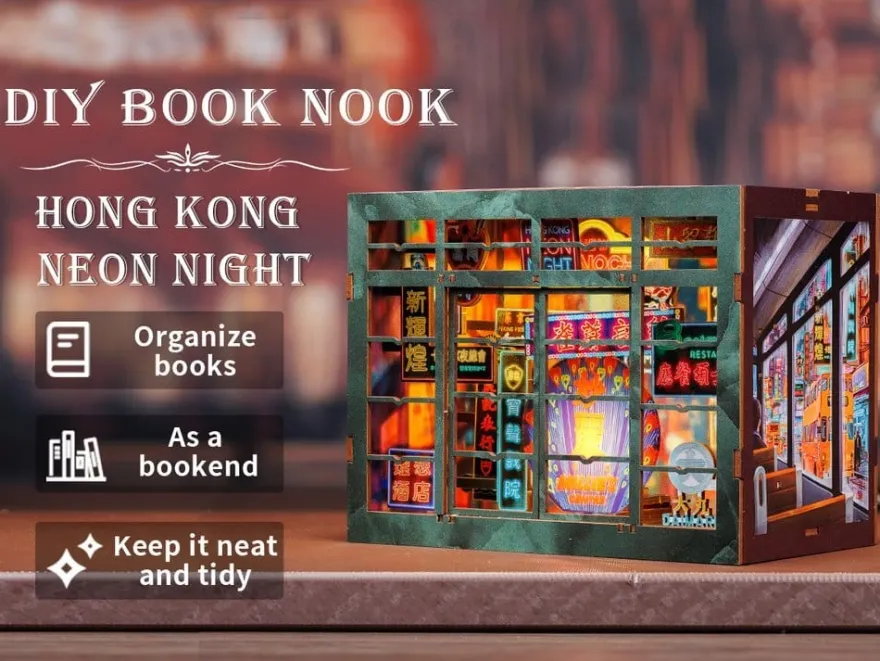 Book Nook Hong Kong Neon Light 13 x 17 cm