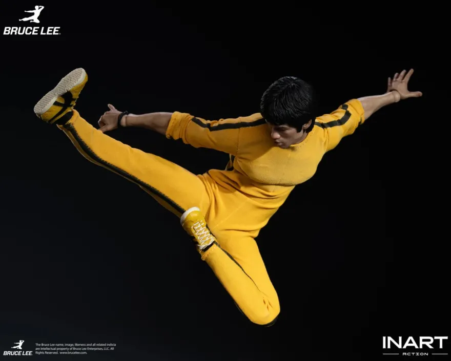 Bruce Lee (Yellow Jumpsuit) 1/12 Collectible Figure