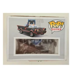 B-Ware Batman POP! Vinyl Figur 1966 Batmobile mit Batman 10 cm - defekte Verpackung