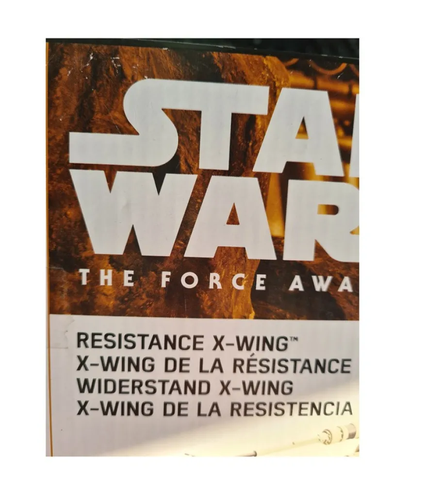 B-Ware Star Wars Episode VII Fahrzeug mit Figur 2015 Resistance X-Wing Exclusive - defekte Verp.