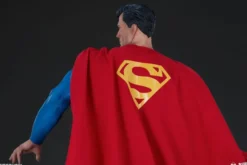 DC Comics Premium Format Figur Superman 66 cm