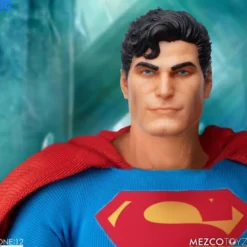 DC ´The One:12 Collective´ Actionfigur 1/12 Superman (Man of Steel Edition)