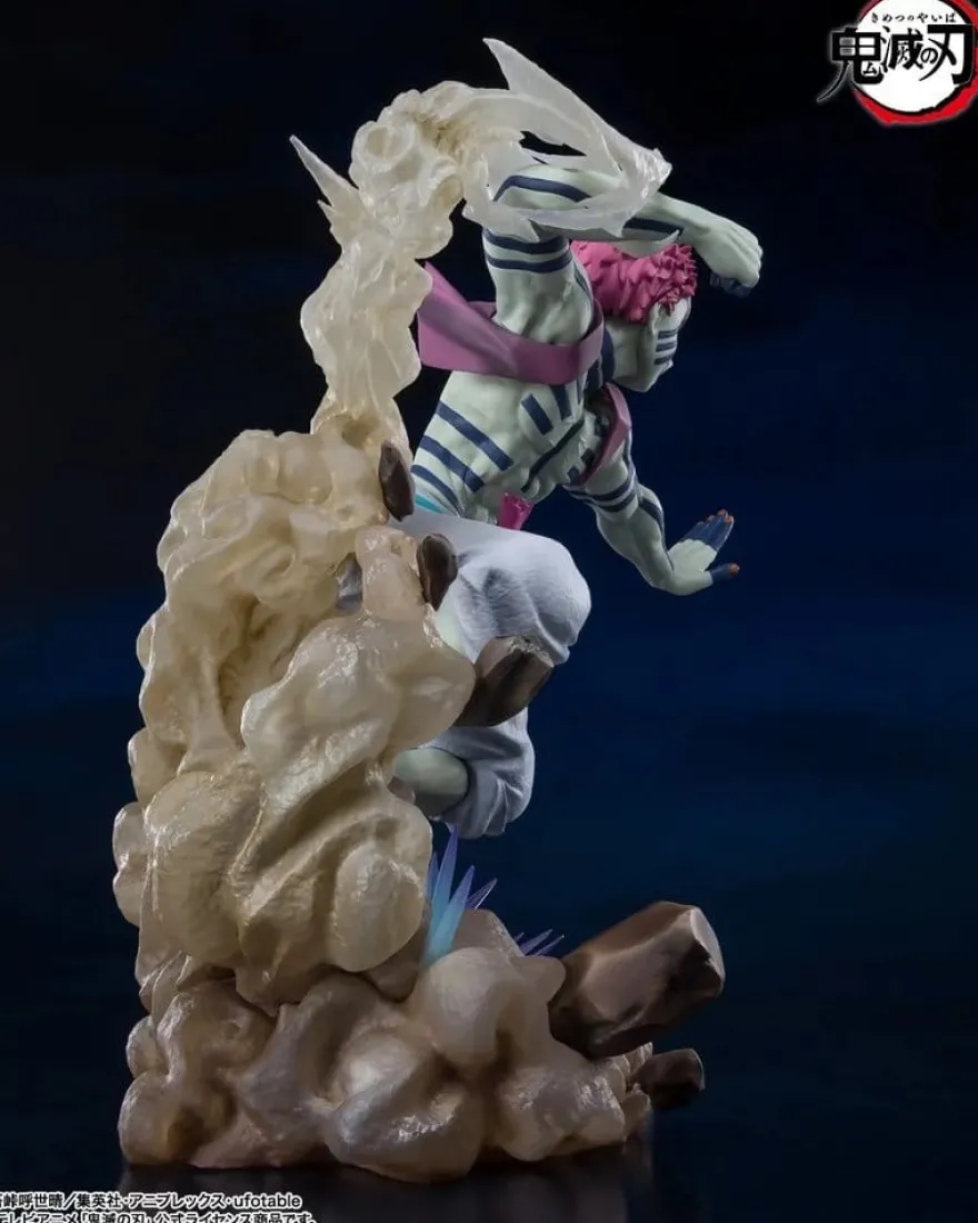 Demon Slayer: Kimetsu no Yaiba FiguartsZERO PVC Figur Akaza Upper Three 18 cm
