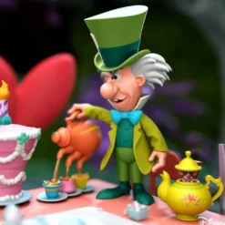 Disney Ultimates Actionfigur Mad Hatter (Alice in Wonderland)