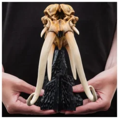 Herr der Ringe Mini Statue Skull of a Mumak 15 cm