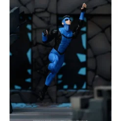 Invincible Wave 1 Invincible 6-Inch Scale Actionfigur