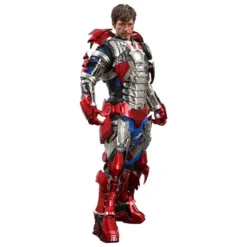 Iron Man 2 Movie Masterpiece Actionfigur 1/6 Tony Stark (Mark V Suit Up Version)
