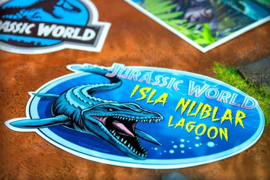 Jurassic World Geschenkbox Apex Predator Kit