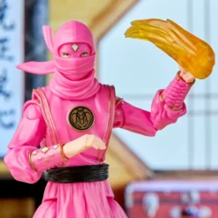 Power Rangers x Cobra Kai Lightning Collection Actionfigur Morphed Samantha LaRusso Pink Mantis Rang