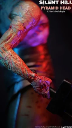 Return to Silent Hill (2026) DefoStyle Figure Pyramid Head 20 cm