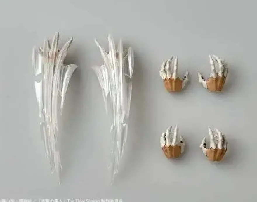 Revoltech Attack On Titan A.Y. Jaw Titan Actionfigur