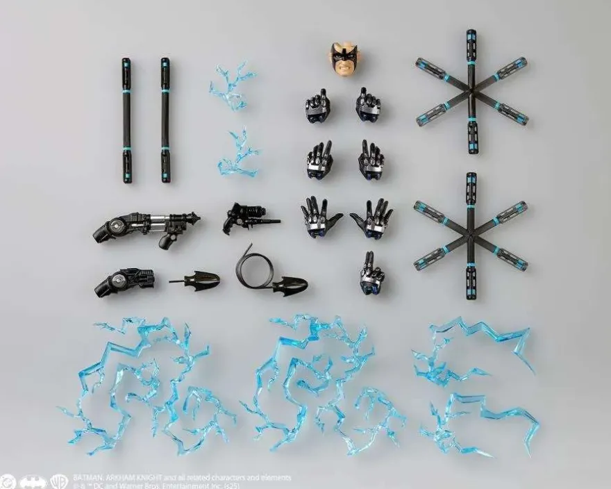 Revoltech A.Y. Dc Nightwing Actionfigur