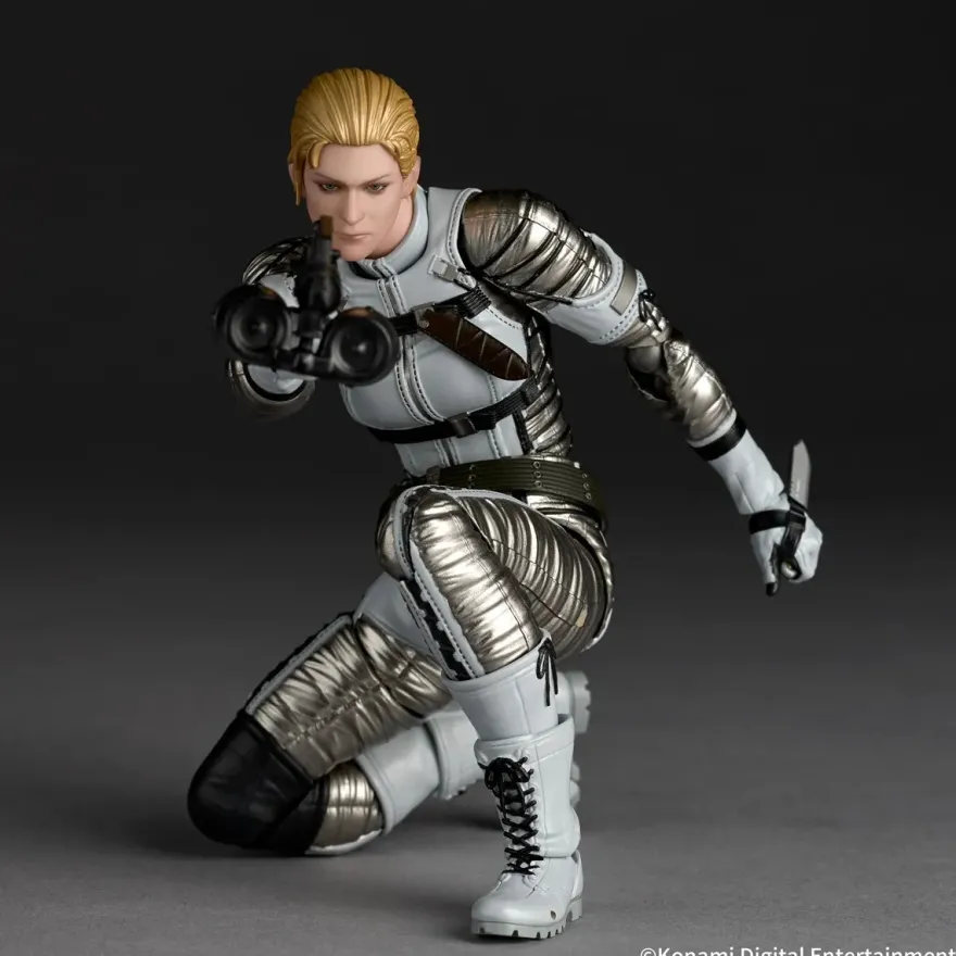 Revoltech A.Y. Metal Gear Solid Delta The Boss Actionfigur