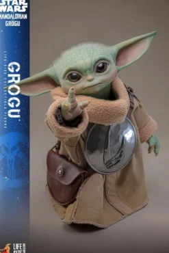 Star Wars The Mandalorian & Grogu Lebensgroße Figur Grogu 38 cm