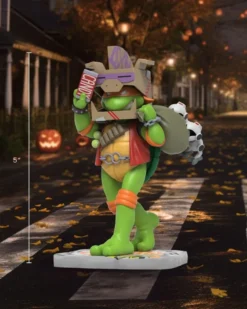Teenage Mutant Ninja Turtles Figur Remixx Michelangelo Cowa-BOO-nga! Edition 15 cm