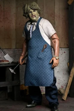 Texas Chainsaw Massacre Clothed Actionfigur Leatherface with Old Lady Mask 20 cm