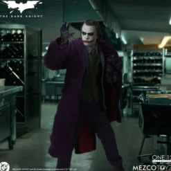 The Dark Knight Actionfigur 1/12 Joker 17 cm