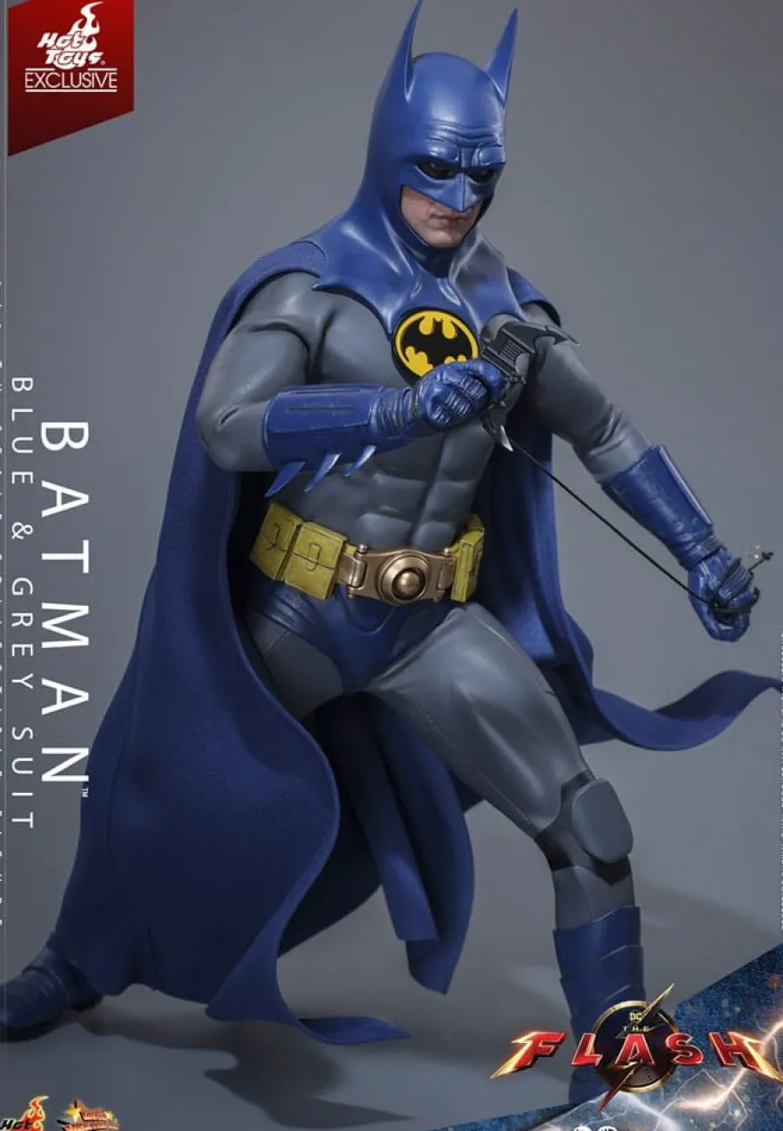 The Flash Movie Masterpiece Actionfigur 1/6 Batman (Blue & Grey Suit) Limited Edition Hot Toys Excl.