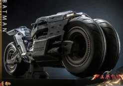 The Flash Movie Masterpiece Fahrzeug 1/6 Batcycle 56 cm