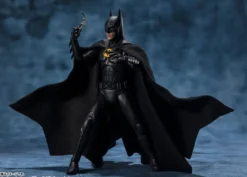 The Flash S.H. Figuarts Actionfigur Batman 15 cm