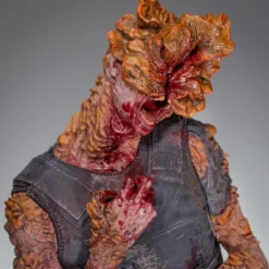 The Last of Us Part II PVC Statue Armored Clicker 22 cm