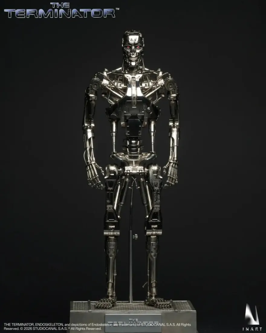 The Terminator T-800 Endoskeleton 1/6 Collectible Figure