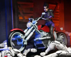 TMNT (The Last Ronin The Lost Years) Actionfigur Casey Marie with Last Ronin Motorcycle 18 cm