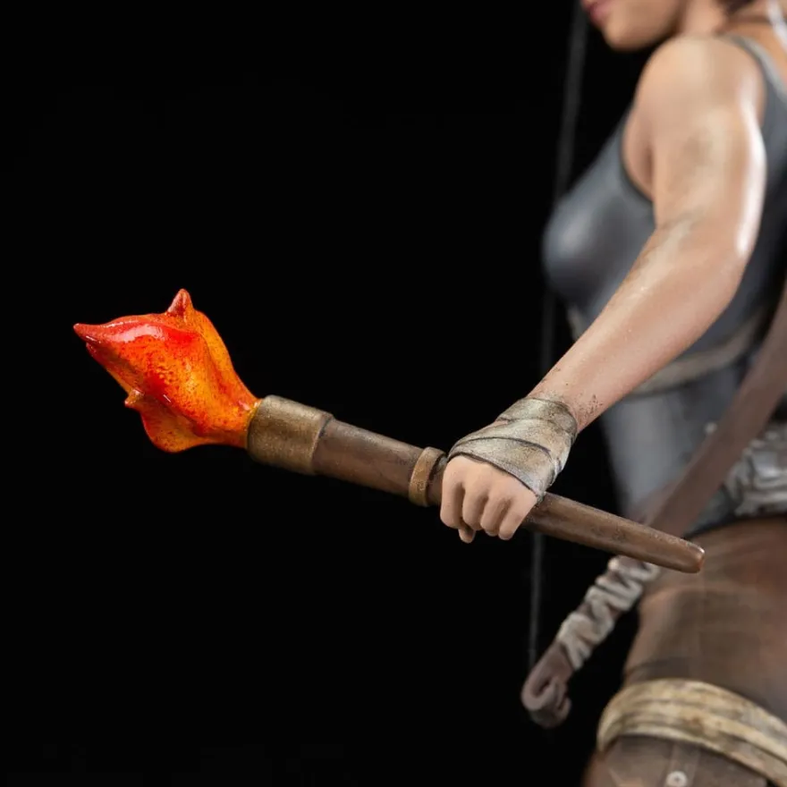 Tomb Raider PVC Statue Lara Croft Survivor Era 33 cm