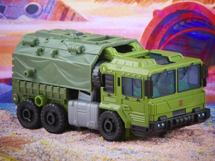Transformers Generations LEGACY Voyager Bulkhead