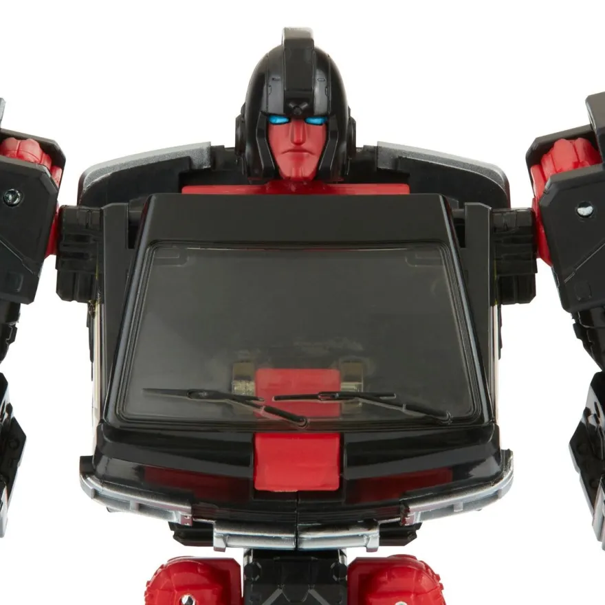 Transformers Generations Selects Deluxe DK-2 Guard (Exclusive)