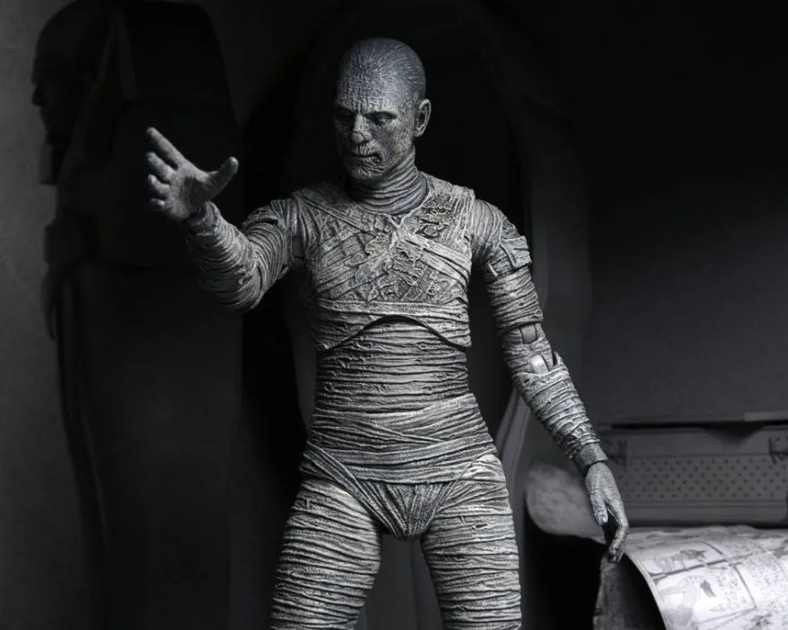 Universal Monsters Actionfigur Ultimate The Mummy (Black & White)