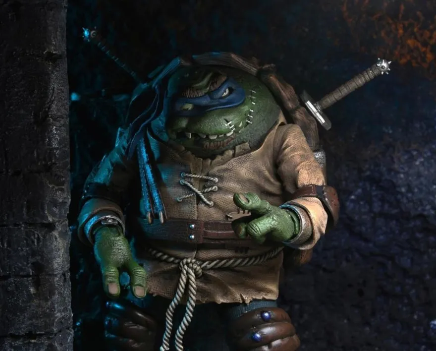Universal Monsters x TMNT Actionfigur Ultimate Leonardo as The Hunchback