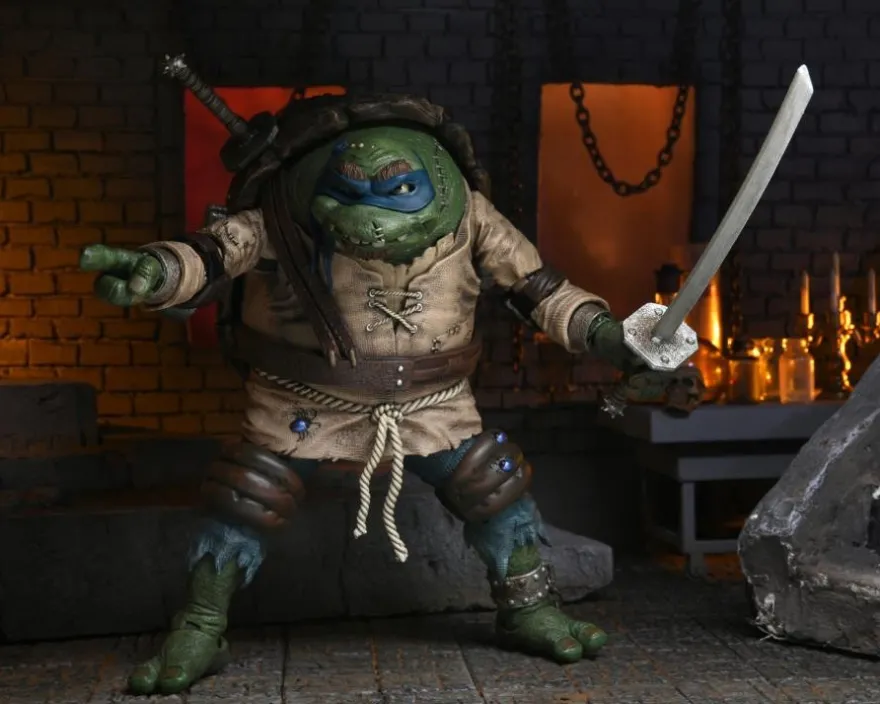 Universal Monsters x TMNT Actionfigur Ultimate Leonardo as The Hunchback