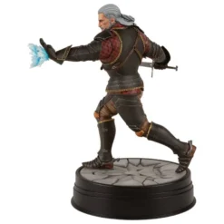 Witcher 3 Wild Hunt PVC Statue Geralt Toussaint Tourney Armor